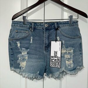 Almost Famous Super High Rise Summer Jean Shorts Size 9 NWT